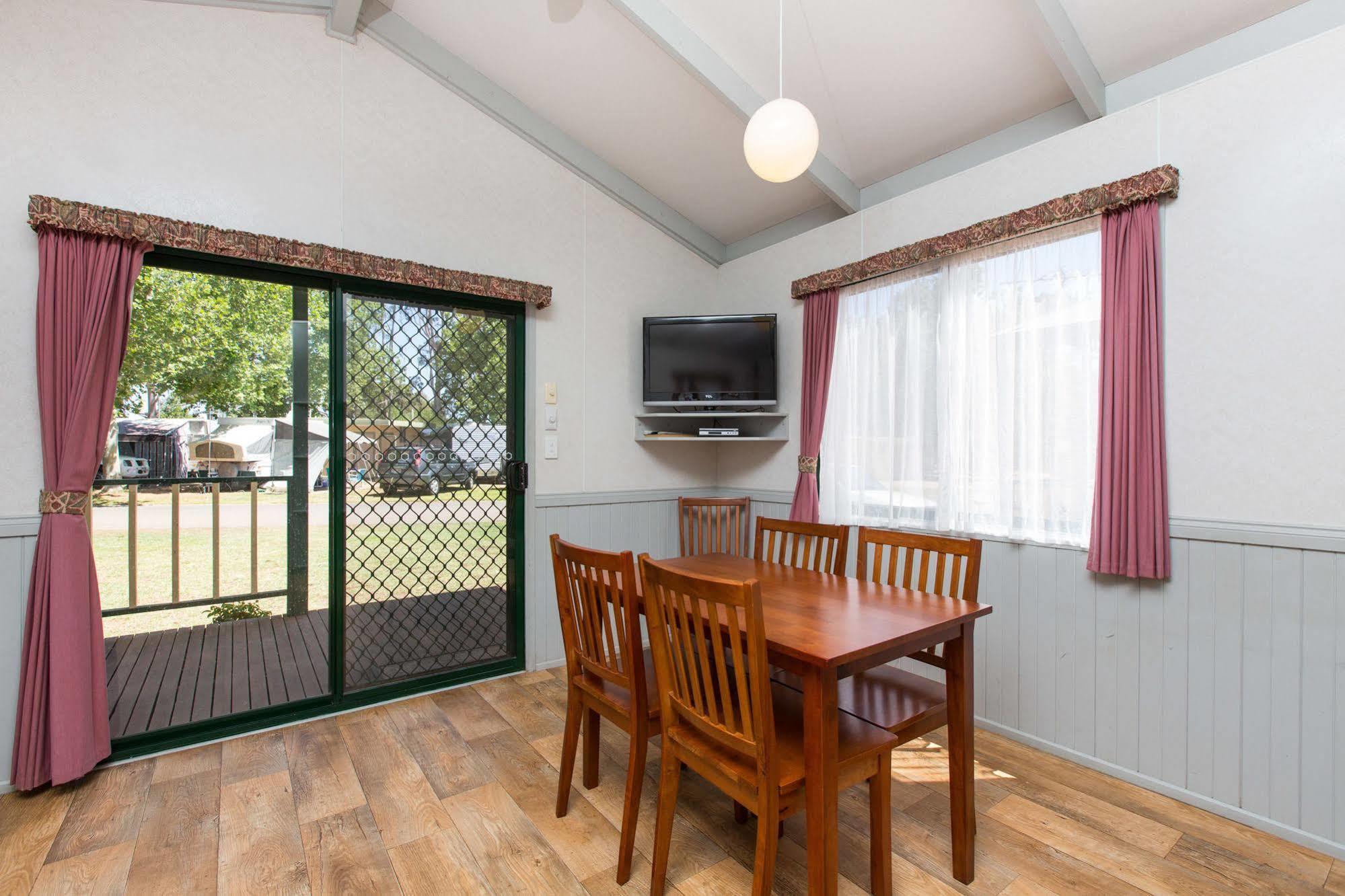 Nrma Mildura Riverside Holiday Park Экстерьер фото